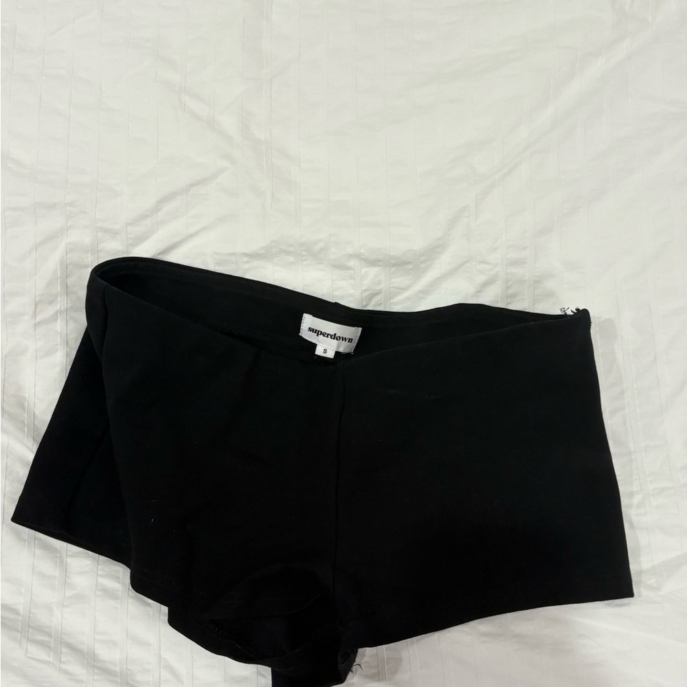 Superdown Black Mini Shorts